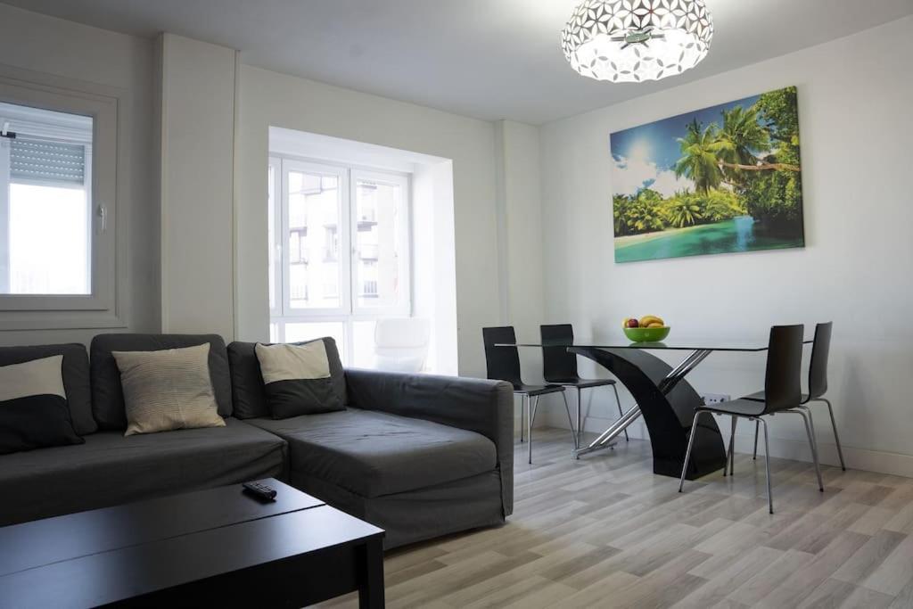 La Bona Vida Vitoria Apartment Luaran gambar